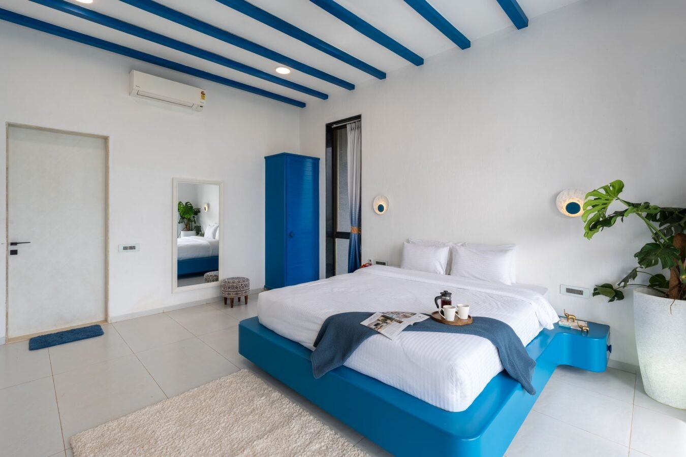 summer themed room